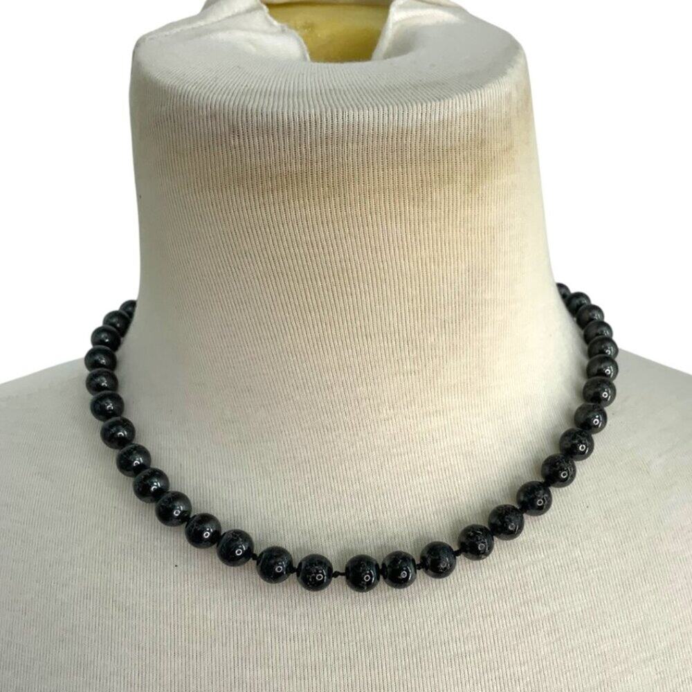 Kissaka Vintage Signed 18" Simulated Black Glass Pearl Beaded Necklace Unisex